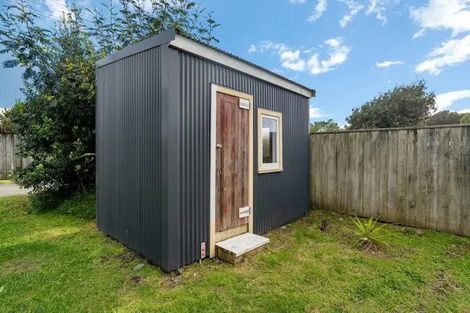 Photo of property in 6 Kapiti Lane, Otaki Beach, Otaki, 5512