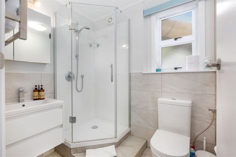 Photo of property in 41 Cockayne Road, Khandallah, Wellington, 6035