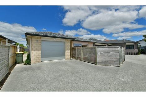 Photo of property in 43b Doment Crescent, Orewa, 0931