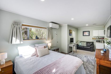 Photo of property in 16 Lucknow Terrace, Hospital Hill, Napier, 4110