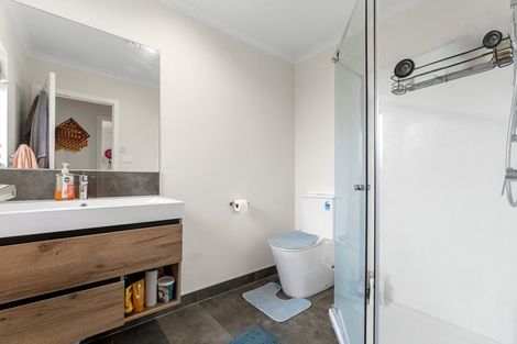 Photo of property in 2/7 Rutherford Street, Chedworth, Hamilton, 3210