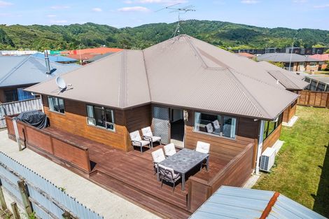 Photo of property in 13 Woodland Grove, Wainuiomata, Lower Hutt, 5014