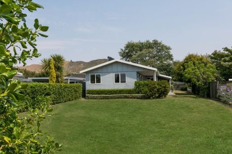 Photo of property in 24 Airini Road, Waimarama, 4294