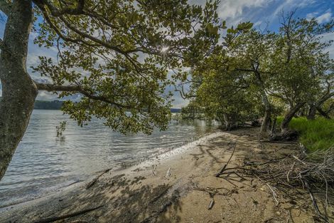 Photo of property in 295 Kopaki Point, Cooks Beach, Whitianga, 3591