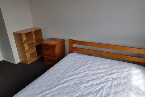 Photo of property in 37 Chiefs Court, Hamilton East, Hamilton, 3216