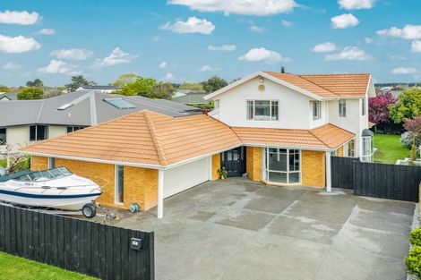 Photo of property in 17 Wisteria Place, Parklands, Christchurch, 8083