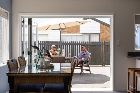 Photo of property in 27 Balmacewen Place, Mount Maunganui, 3116