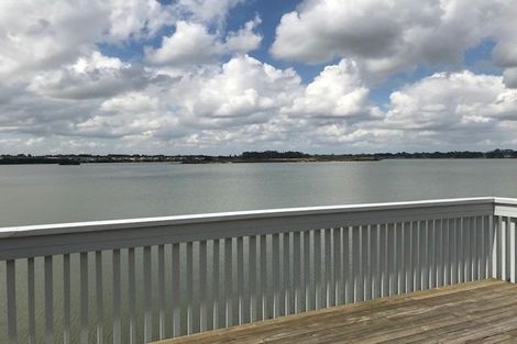 Photo of property in 19 Reynard Terrace, Conifer Grove, Takanini, 2112