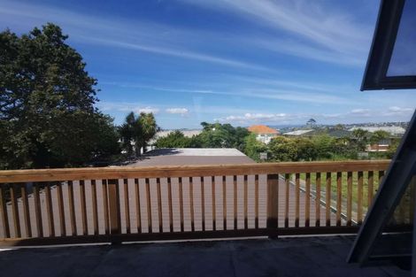 Photo of property in 3/4 Sydney Street, Hauraki, Auckland, 0622