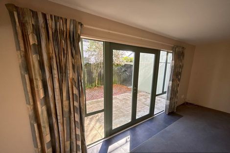 Photo of property in 62 Hewitts Road, Merivale, Christchurch, 8014