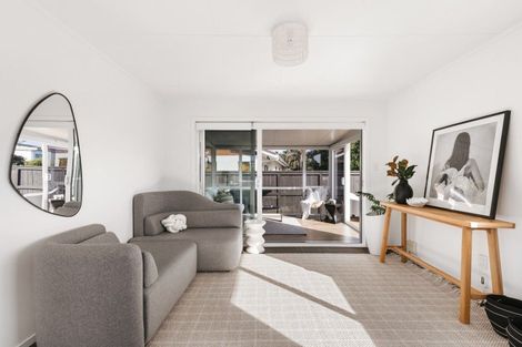 Photo of property in 117b Ngatai Road, Otumoetai, Tauranga, 3110