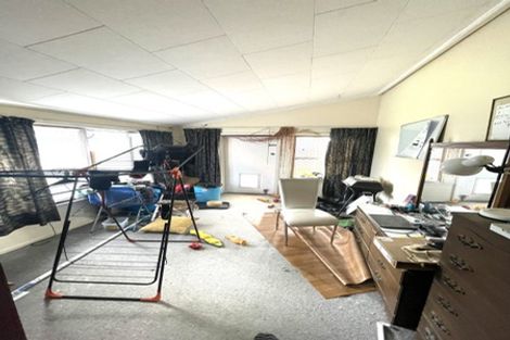 Photo of property in 1/2 Hunua Road, Papakura, 2110