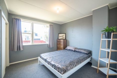 Photo of property in 67 Sutherland Crescent, Westbrook, Palmerston North, 4412