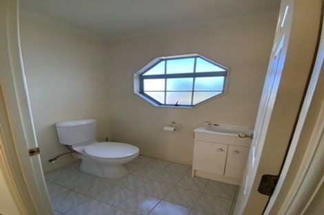 Photo of property in 2/7 Belmont Terrace, Milford, Auckland, 0620