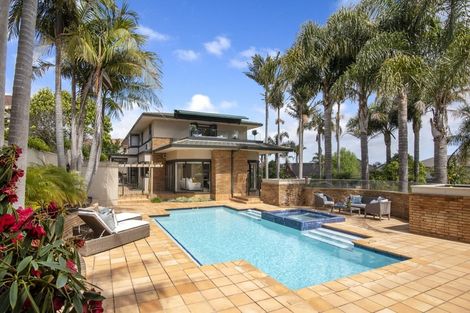 Photo of property in 1 St Elmo Rise, Shamrock Park, Auckland, 2016