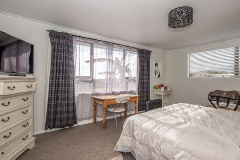 Photo of property in 57 Caledonian Road, Westport, 7892