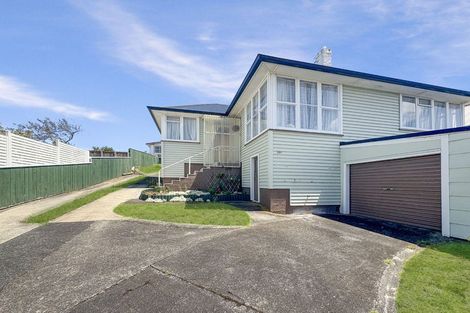 Photo of property in 109 Carlton Avenue, Tawhero, Whanganui, 4501