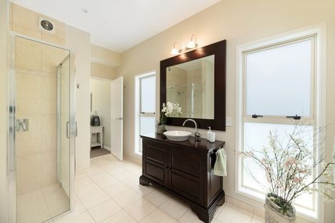 Photo of property in 12 Ella Place, Papamoa Beach, Papamoa, 3118