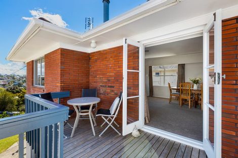 Photo of property in 1/4 Acacia Road, Torbay, Auckland, 0632