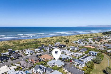 Photo of property in 101 Aston Drive, Waimairi Beach, Christchurch, 8083