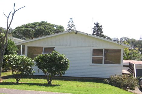 Photo of property in 23 Beulah Avenue, Rothesay Bay, Auckland, 0630