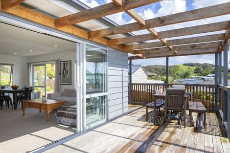 Photo of property in 21 Molesworth Drive, Mangawhai, 0505