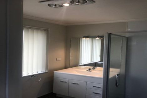 Photo of property in 28a Rosier Road, Glen Eden, Auckland, 0602