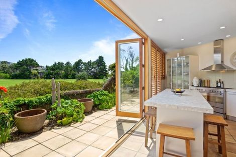 Photo of property in 3/37 Prospect Terrace, Milford, Auckland, 0620