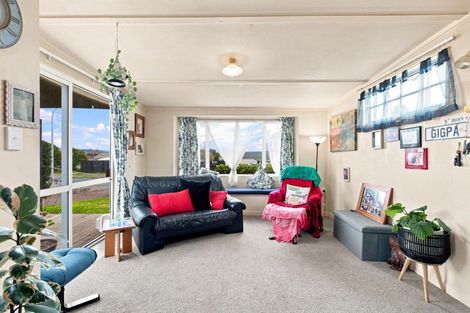 Photo of property in 4 Westwood Street, Bellevue, Tauranga, 3110