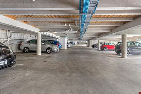 Photo of property in 8e/20 Ian Marwick Place, Birkenhead, Auckland, 0626