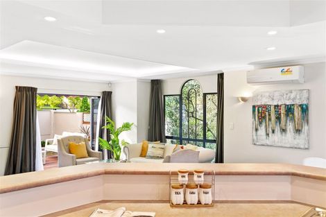 Photo of property in 1/22 Lagoon Way, West Harbour, Auckland, 0618