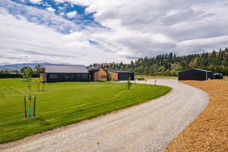 Photo of property in 114 Airport Road, Alexandra, 9391