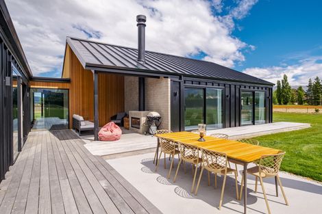 Photo of property in 114 Airport Road, Alexandra, 9391