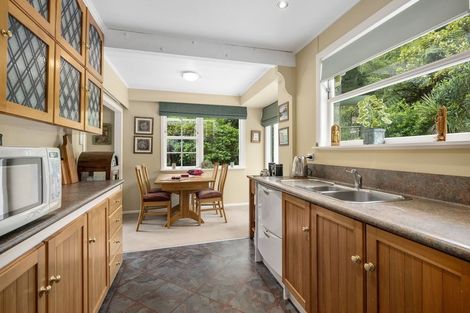 Photo of property in 136 Pinehaven Road, Pinehaven, Upper Hutt, 5019