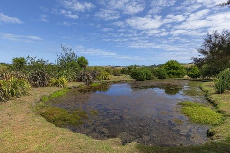 Photo of property in 33 Cable Road, Waimauku, 0881