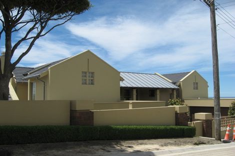 Photo of property in 2 Kinsey Terrace, Clifton, Christchurch, 8081