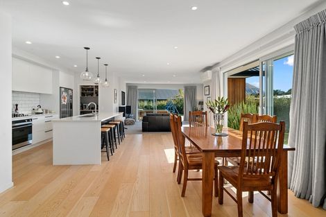 Photo of property in 63 Minaret Ridge, Wanaka, 9305