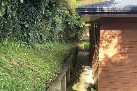 Photo of property in 30 Redwood Drive, Massey, Auckland, 0614