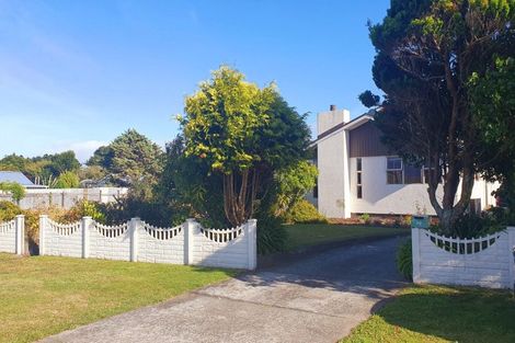 Photo of property in 36 Cook Street, Carters Beach, Westport, 7825