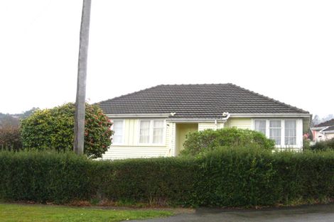 Photo of property in 2 Freyberg Avenue, Sawyers Bay, Port Chalmers, 9023