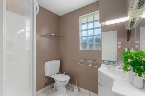 Photo of property in 21b Montclare Avenue, Ilam, Christchurch, 8041