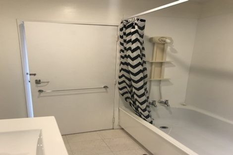 Photo of property in 5a Chella Way, Khandallah, Wellington, 6035