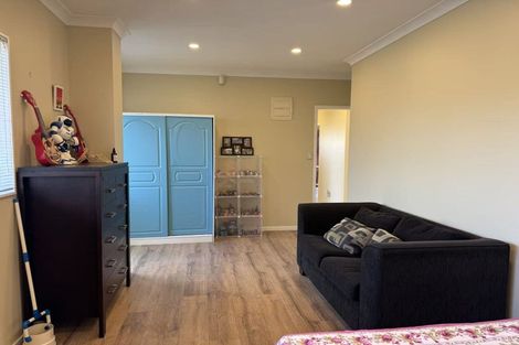 Photo of property in 2/18 Stanley Avenue, Milford, Auckland, 0620