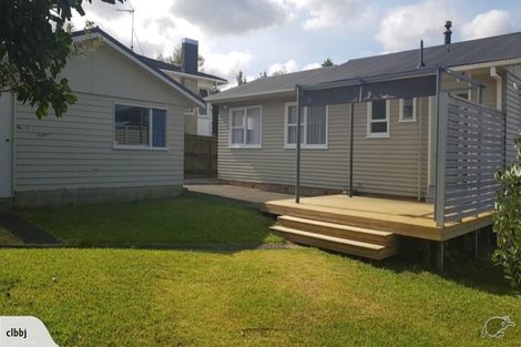 Photo of property in 45 Divich Avenue, Te Atatu South, Auckland, 0610