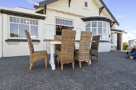 Photo of property in 366 Devon Street West, Lynmouth, New Plymouth, 4310