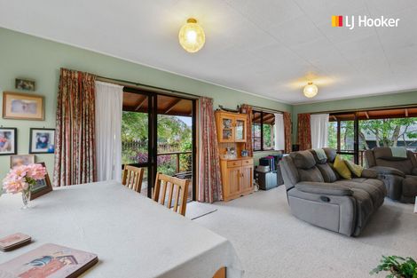 Photo of property in 16 Walton Park Avenue, Fairfield, Dunedin, 9018