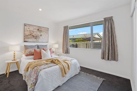 Photo of property in 2/10 Stacey Place, Woolston, Christchurch, 8062