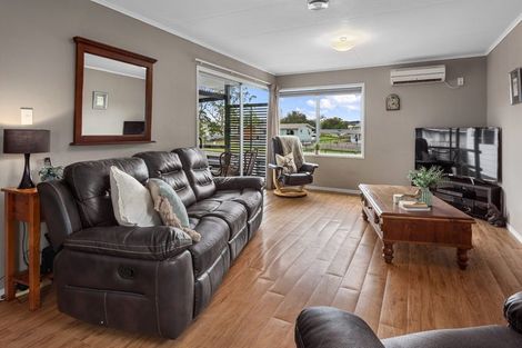 Photo of property in 27 Paramount Parade, Tikipunga, Whangarei, 0112