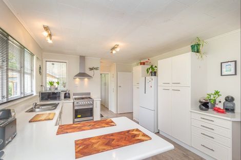 Photo of property in 5 Highbury Drive, Levin, 5510