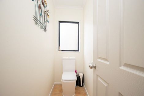 Photo of property in 1 Harris Place, Ngatea, 3503